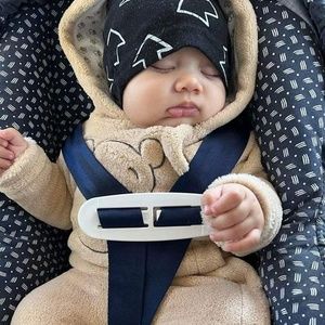 Meet your Posher, Mjc